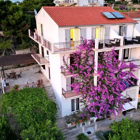 Apartmani Mladina Jelsa  Exterior photo
