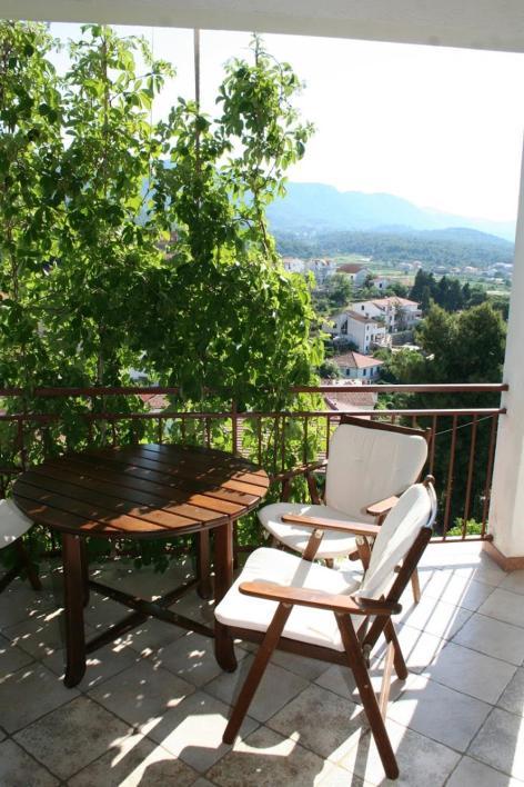 Apartmani Mladina Jelsa  Exterior photo